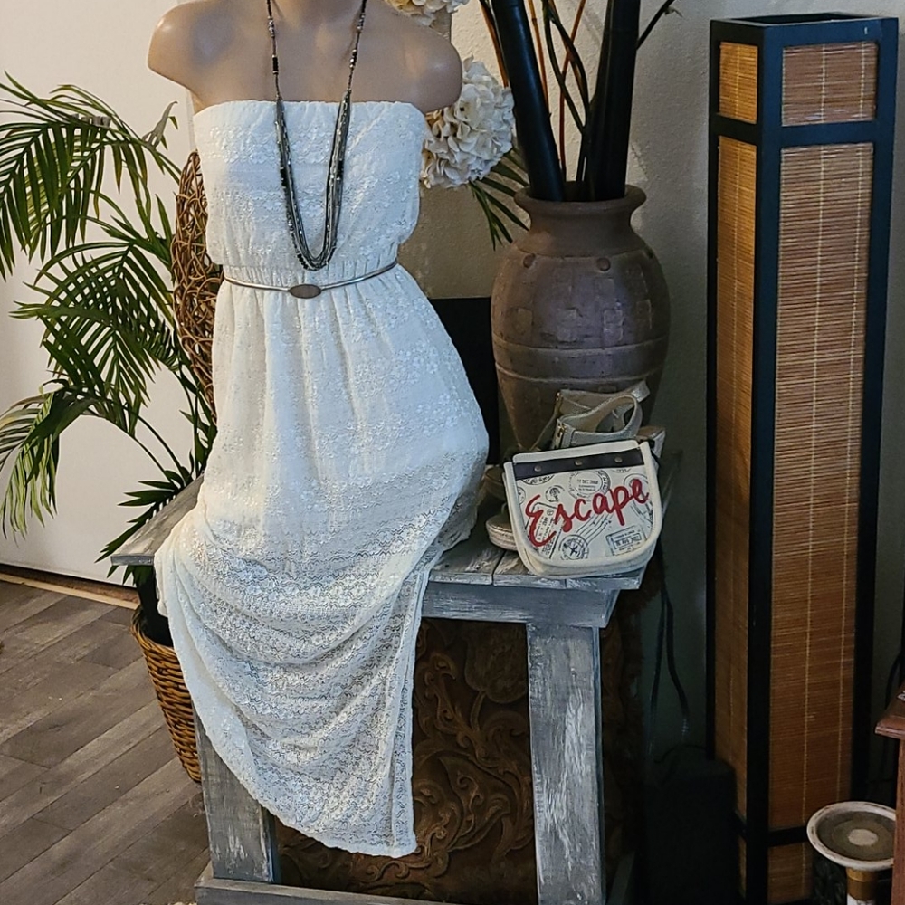 SALE TODAY BEAUTIFUL LACE LONG SMALL DRESS MEDIUM - Picture 4 of 16